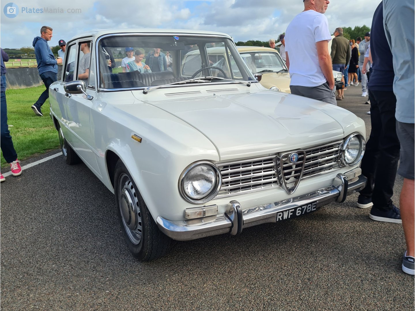 RWF678E, Alfa Romeo Giulia 1st gen (105), 1962–1977