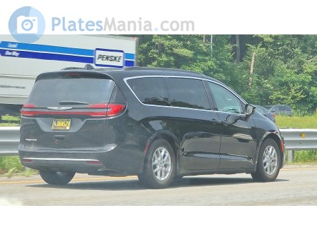 BKMS29, Chrysler Pacifica (New Mexico) License plate of the USA