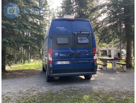 1-UGJ-586, Knaus BoxStar