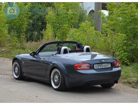 о093оо27, Mazda Roadster