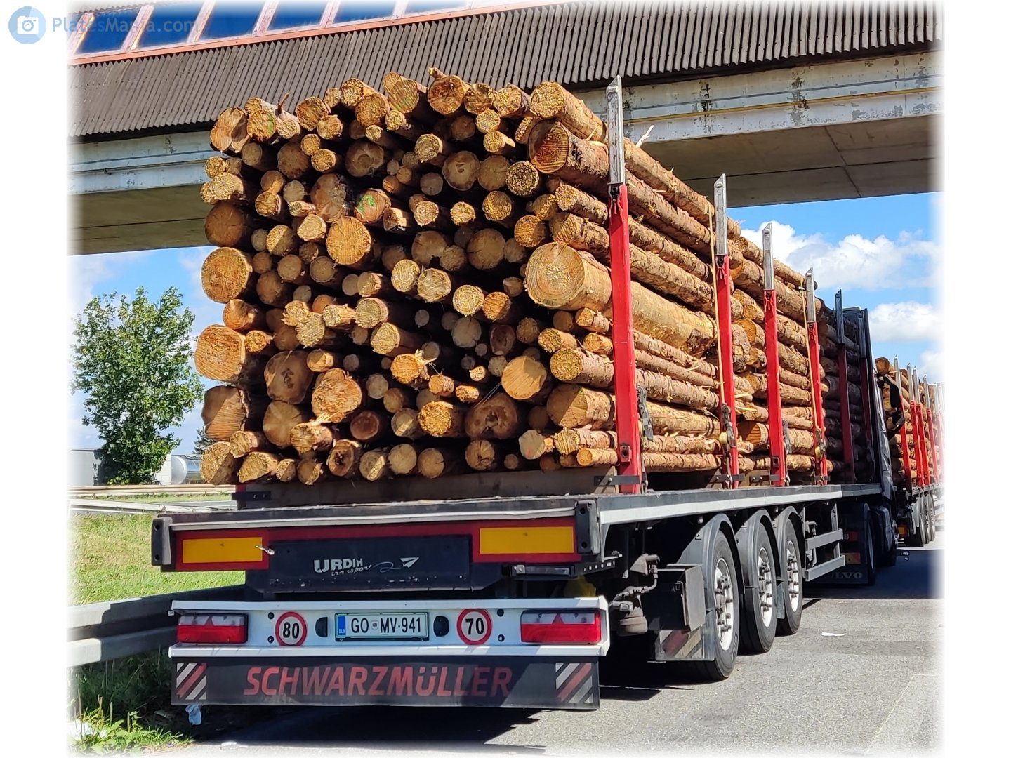 GO MV-941, Schwarzmüller 