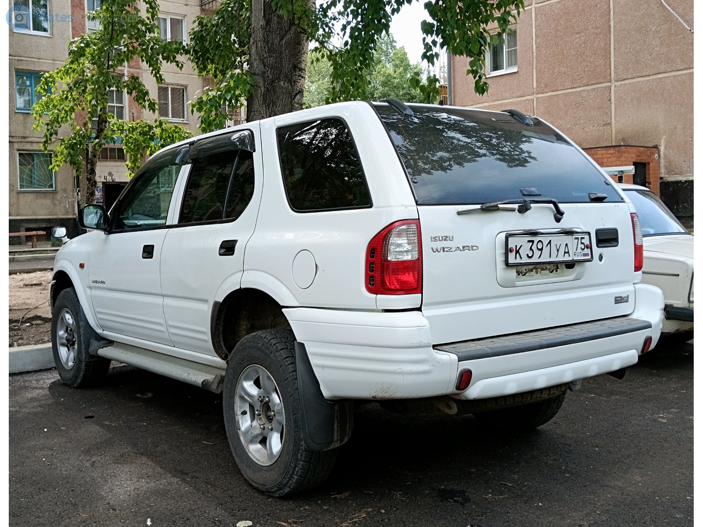 к 391 уа 75, Isuzu Wizard 