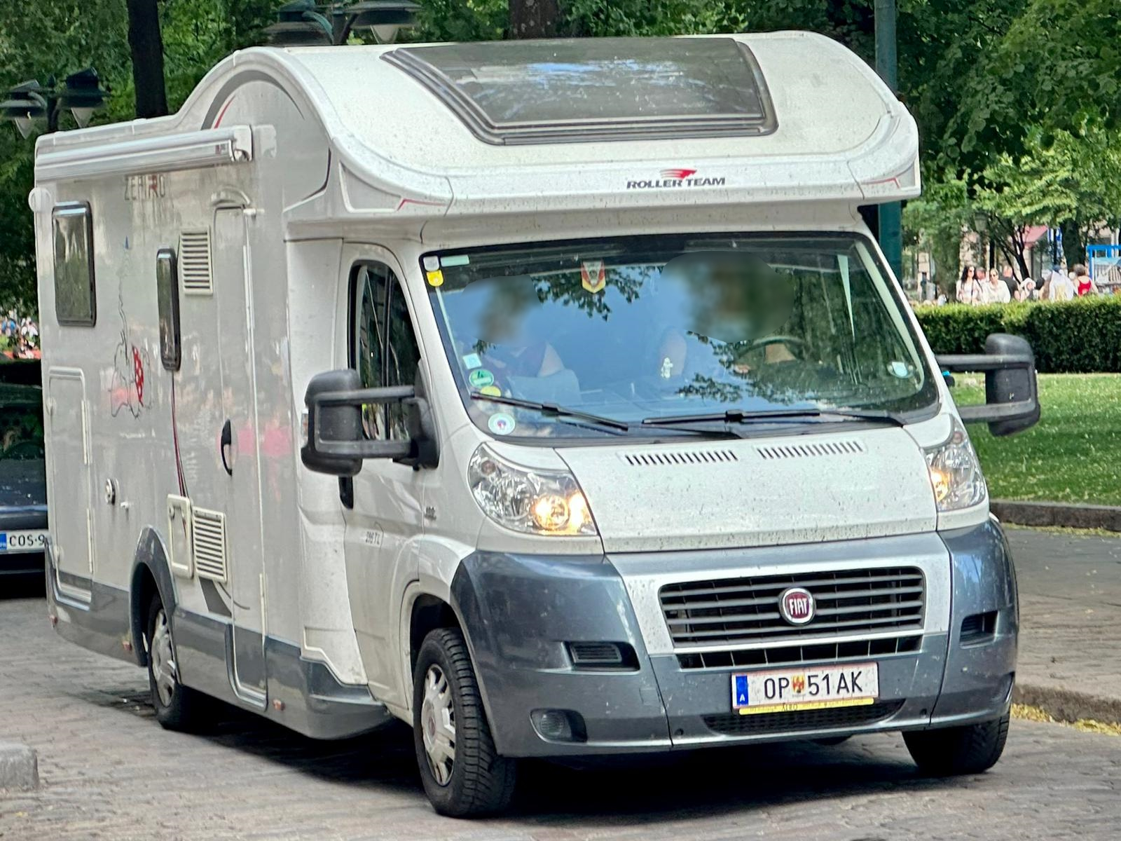 OP 51 AK, Roller Team Zefiro 