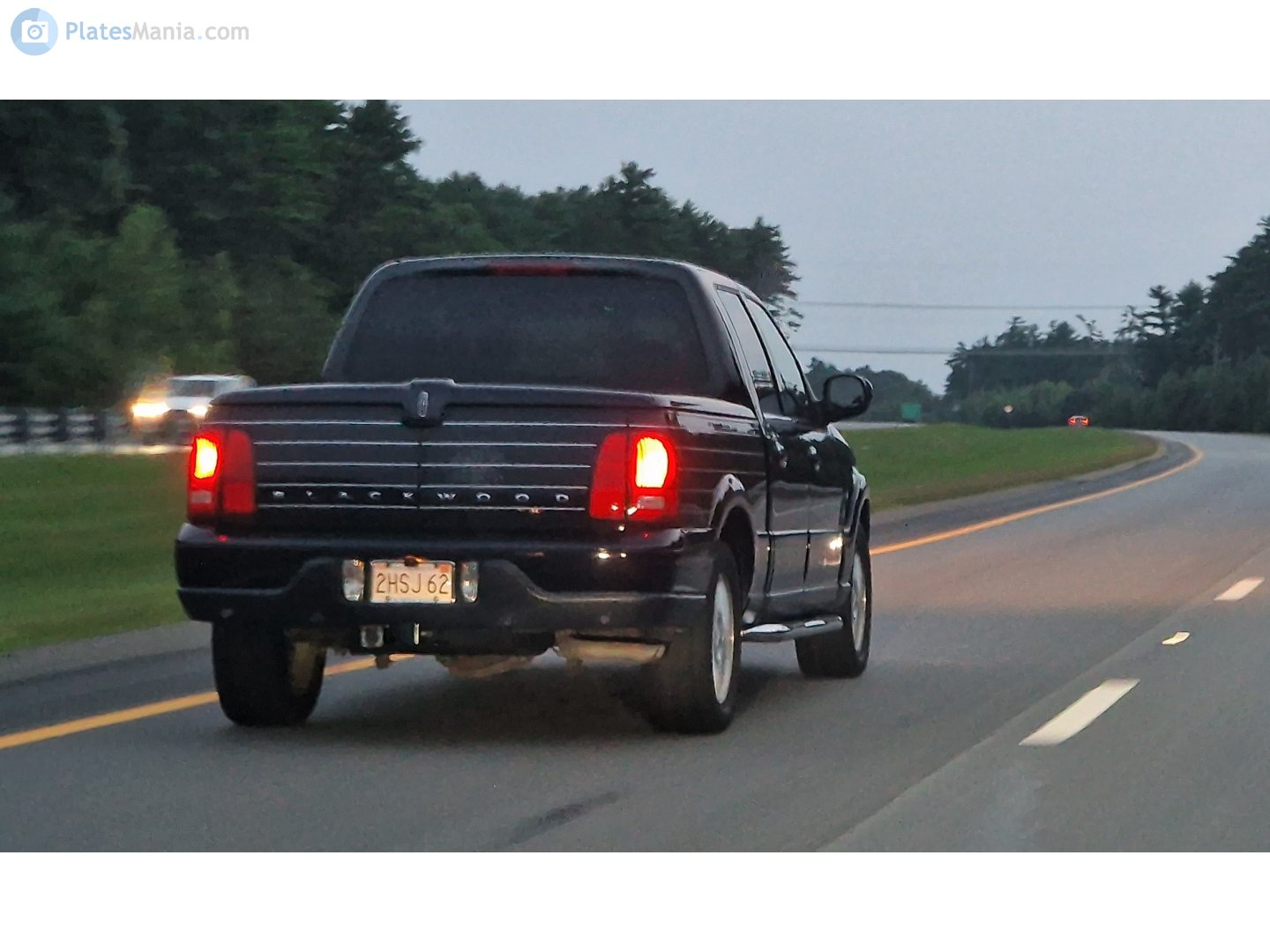 2HSJ 62, Lincoln Blackwood 1st gen (P225), 2001–2002