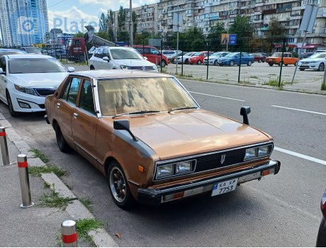 KA 7753 KP, Nissan Violet