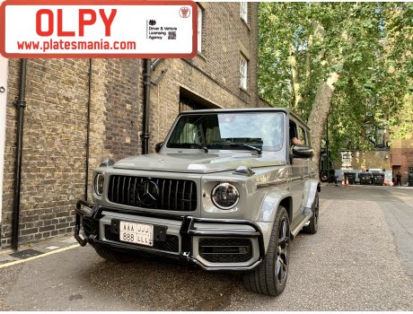 ‎٨٨٨‎ ‎ل ل ل‎ / 888 LLL, Mercedes-Benz G-Klasse