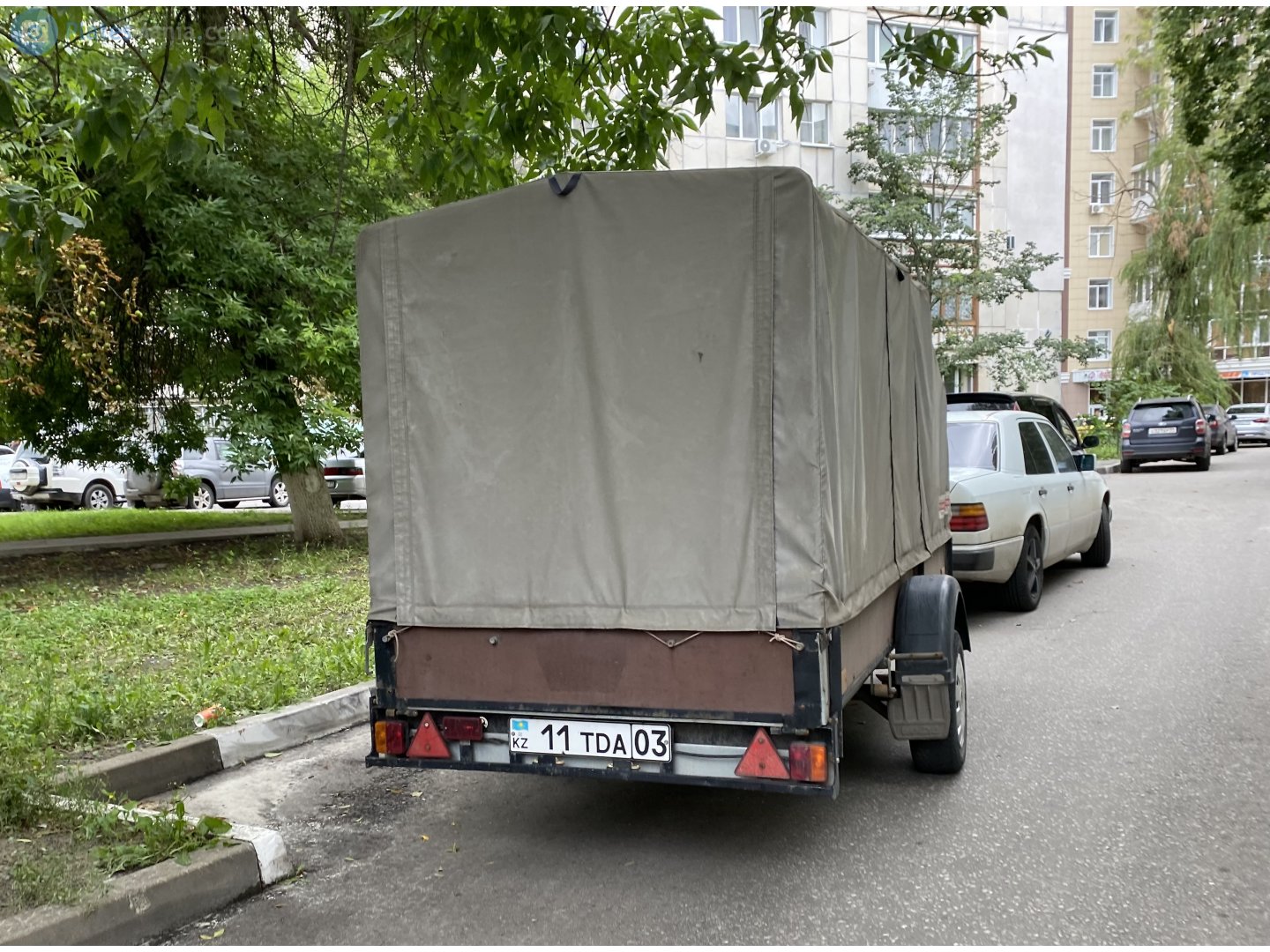 TDA 11 03, Kurganskiye Pritsepy 8213 Тайга 