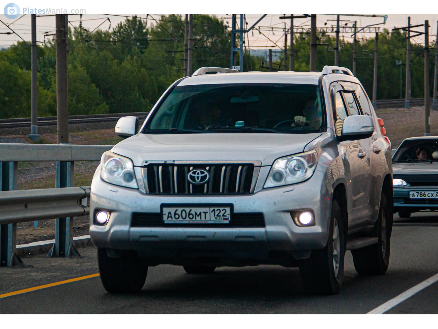 а 606 мт 122, Toyota Land Cruiser Prado 4th gen 5-door SUV (J150), 2009–2013