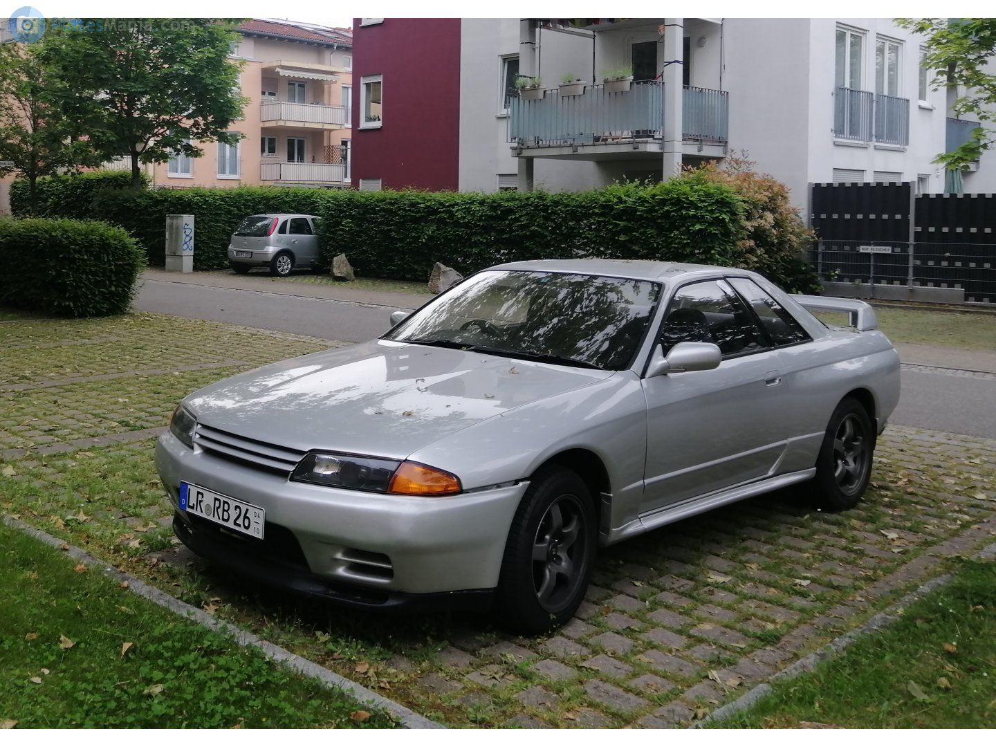 LR RB 26 (04/10), Nissan Skyline 8th gen Coupé (R32), 1989–1993