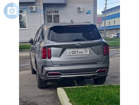 с001нн70, Kia Sorento
