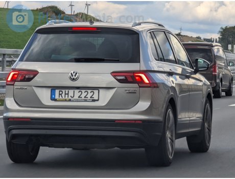 RHJ 222, Volkswagen Tiguan