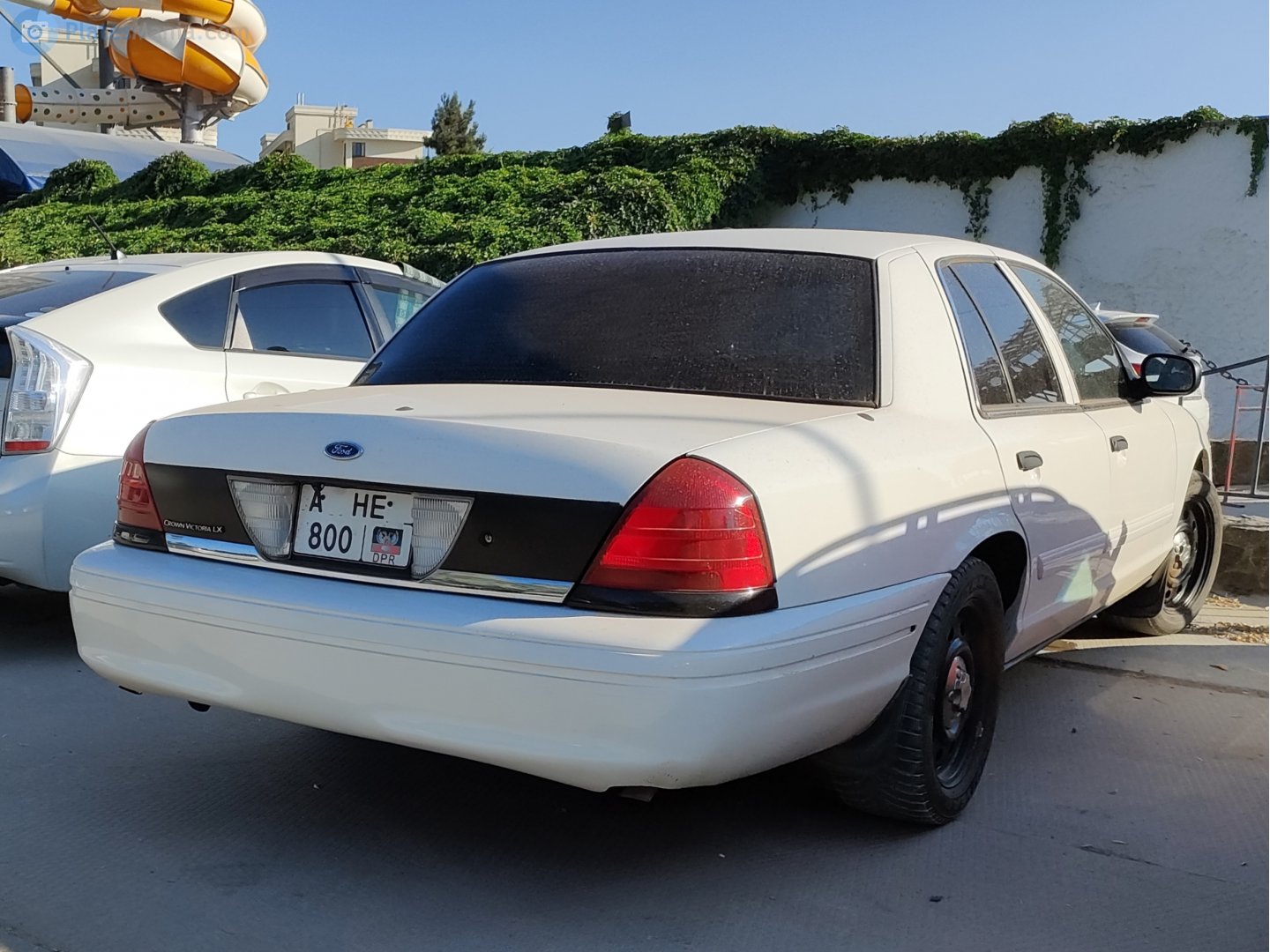 а 800 не, Ford Crown Victoria 2nd gen (EN114), 1997–2012