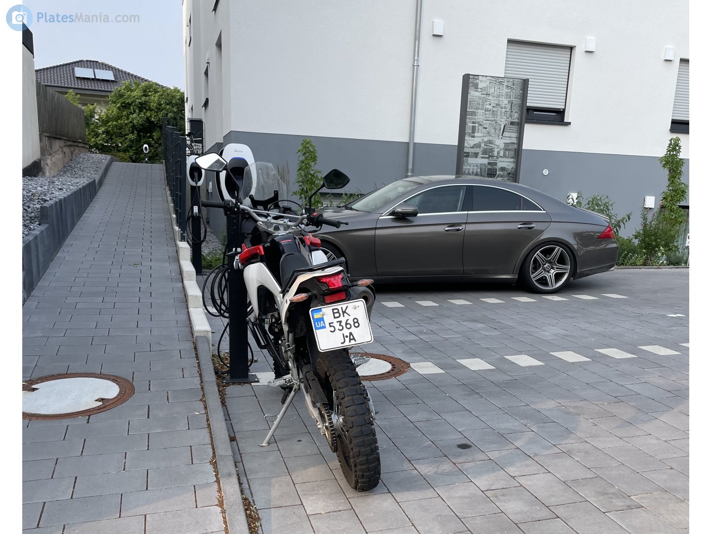 BK 5368 JA, Loncin LX 