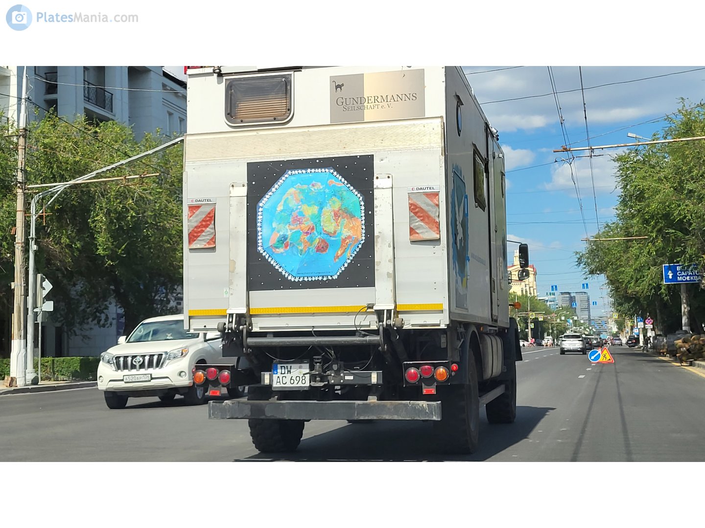 DW AC 698, Iveco Magirus DLK 