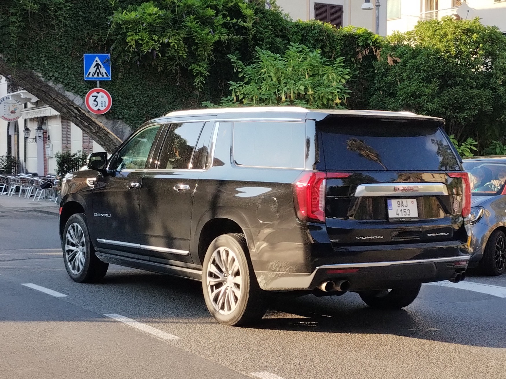 9AJ 4154, GMC Yukon 5th gen (GMT1UG), 2020­–2024