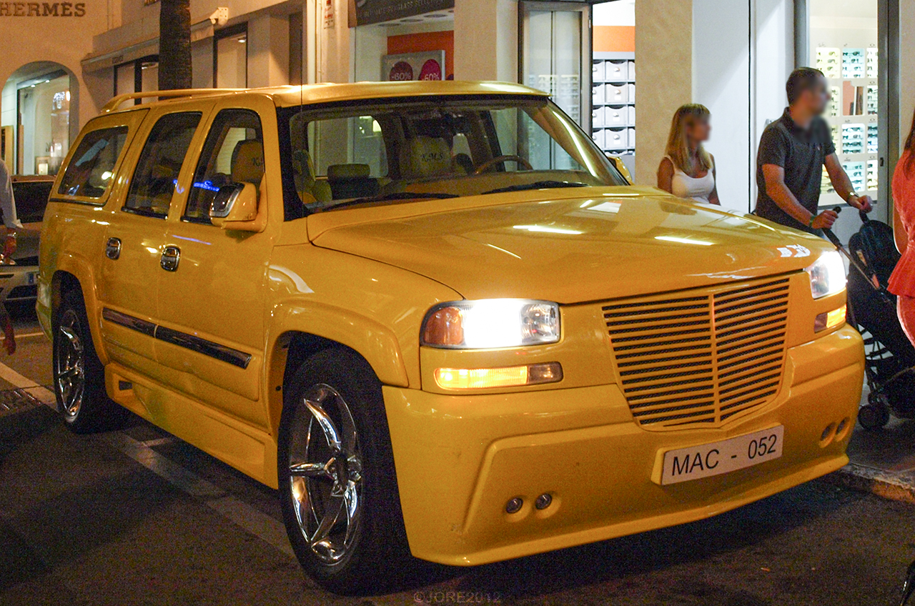 ٠٥٢ مأك, GMC Suburban 9th gen (GMT830; Middle East-Market), 1999­–2005