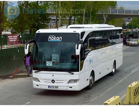 18 EA 009, Mercedes-Benz Tourismo