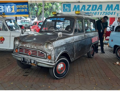B 1726 NPJ, Mazda Porter