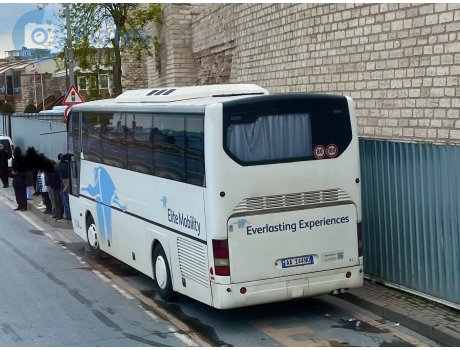 AA 144 NU, Neoplan Euroliner