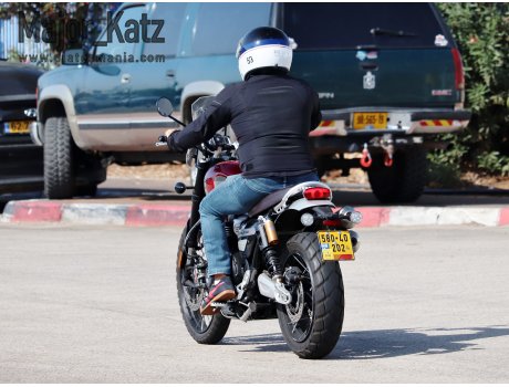 580-40-202, Triumph Motorcycles Scrambler