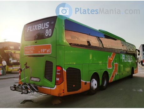 K8 FLIX0, Mercedes-Benz Tourismo