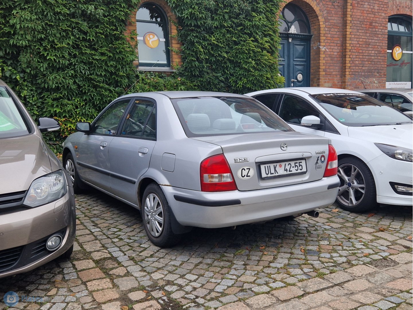 ULK 42-55, Mazda 323 6th gen (Protégé) Sedan (BJ), 1998–2003