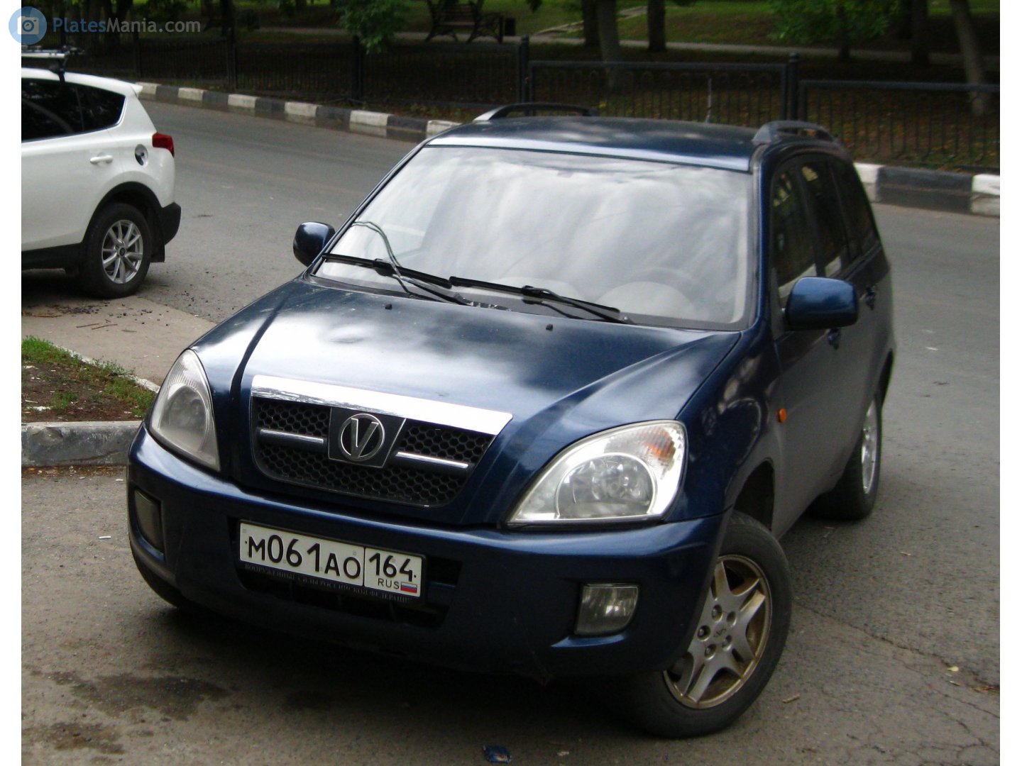 м 061 ао 164, Vortex Tingo 1st gen (T11), 2010–2012