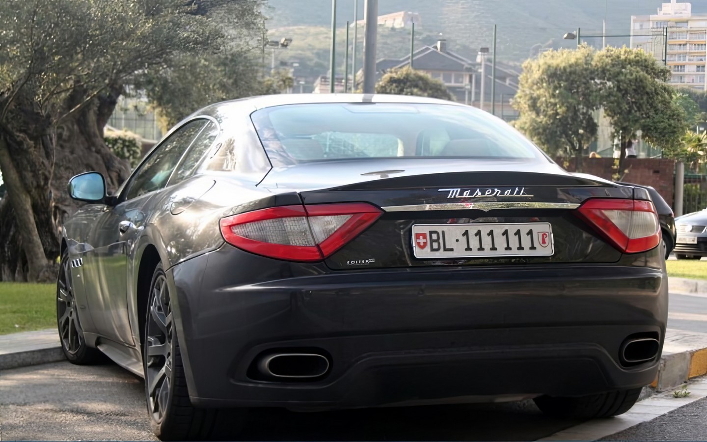 BL 111111, Maserati GranTurismo 1st gen Coupé (M145), 2007–2017
