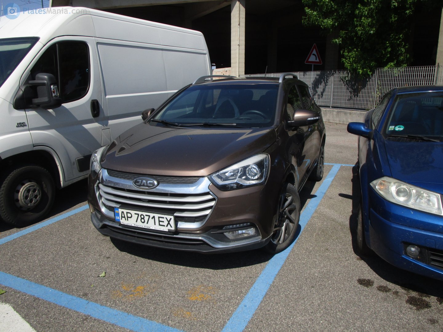 AP 7871 EX, JAC S2 2015­–2021