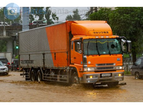 т212хо27, Mitsubishi Fuso Super Great