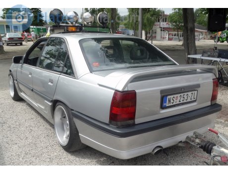 NS 253-ZL, Opel Omega
