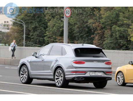 а918аа777, Bentley Bentayga