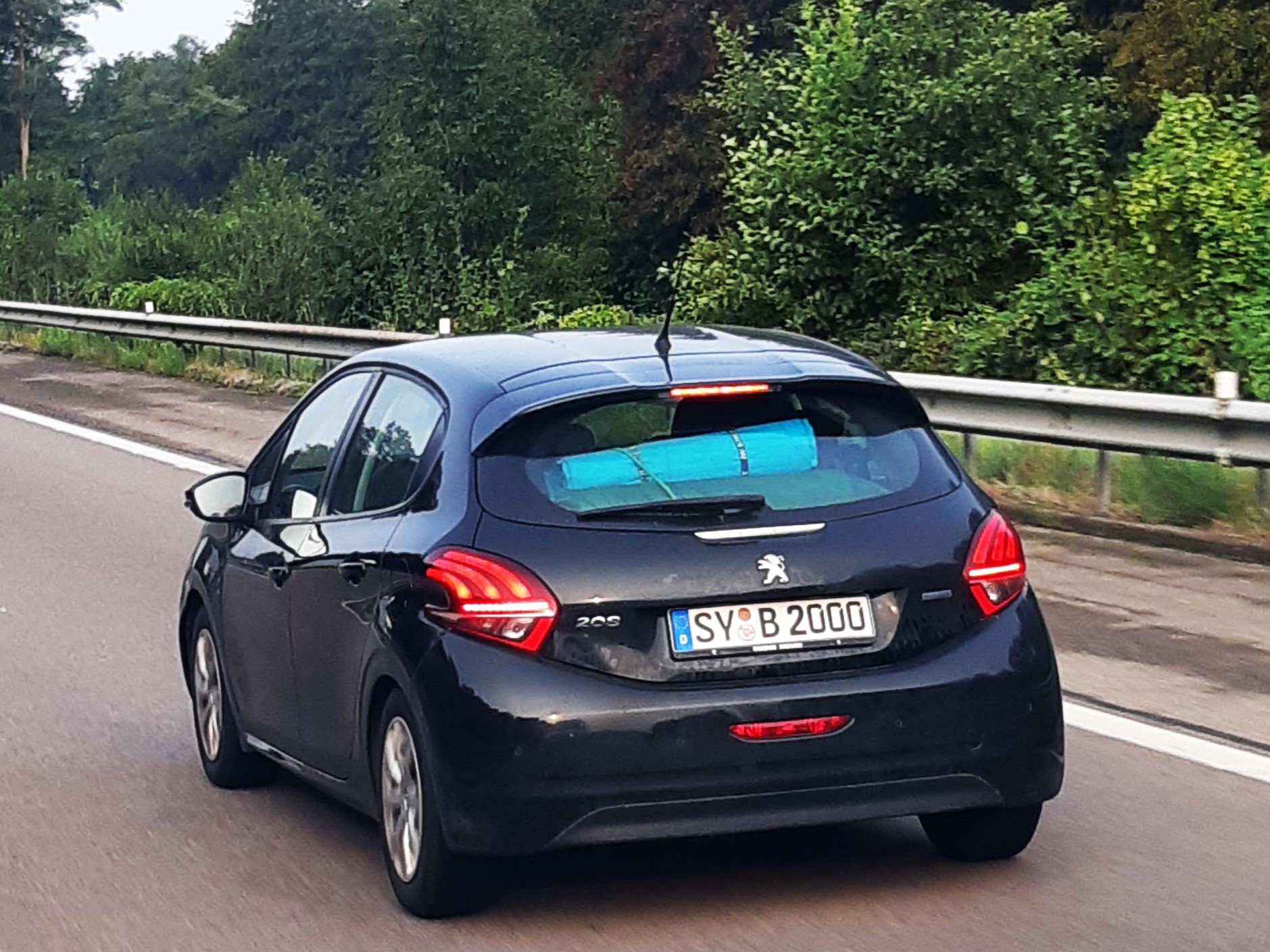 SY B 2000, Peugeot 208 1st gen 5-door Hatch (A9), facelift, 2015–2020