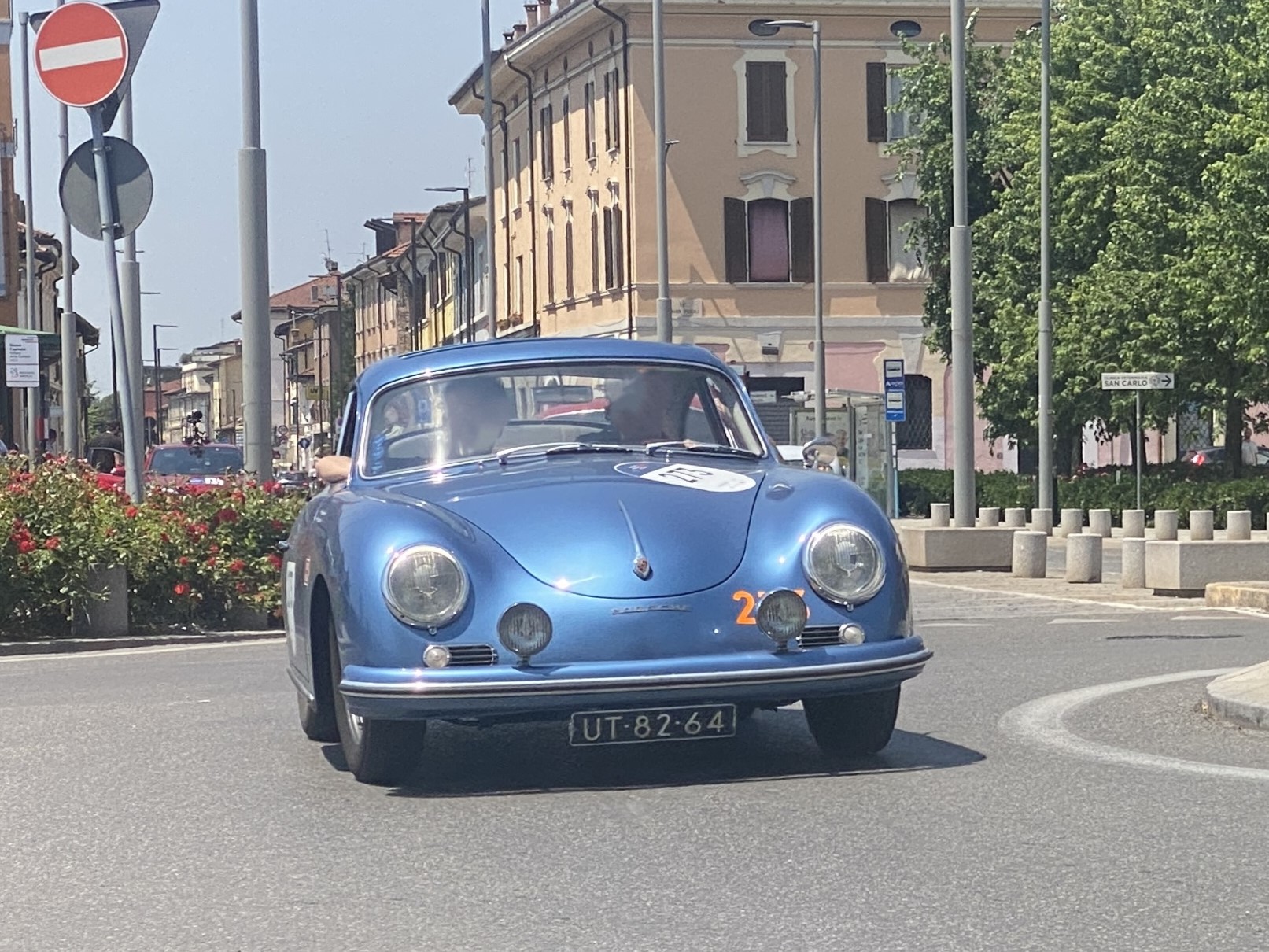 UT-82-64, Porsche 356 (A) Coupe, 1948–1959