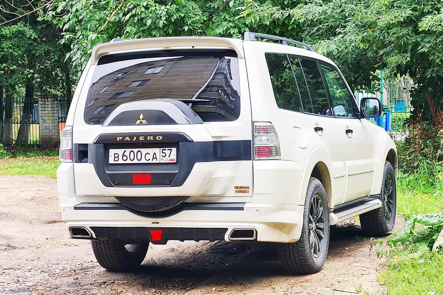 в 600 са 57, Mitsubishi Pajero 4th gen 5-door SUV (V90/NS/NT/NW/NX), 2006–2021