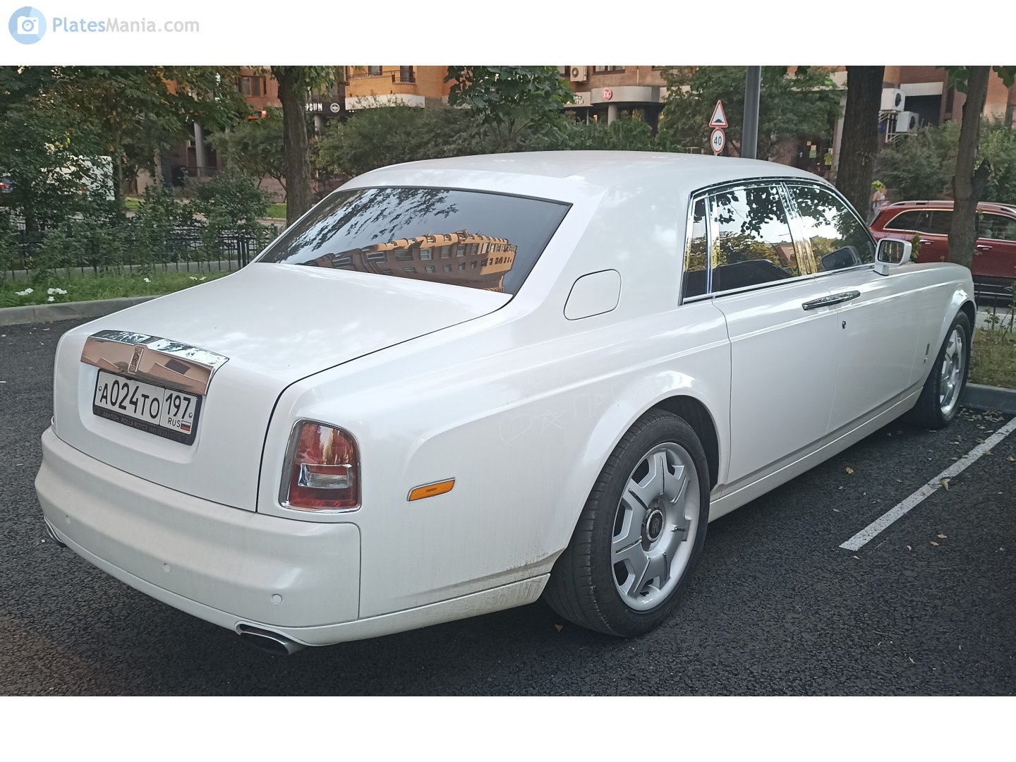 а 024 то 197, Rolls-Royce Phantom 7th gen (RR1), 2003–2012
