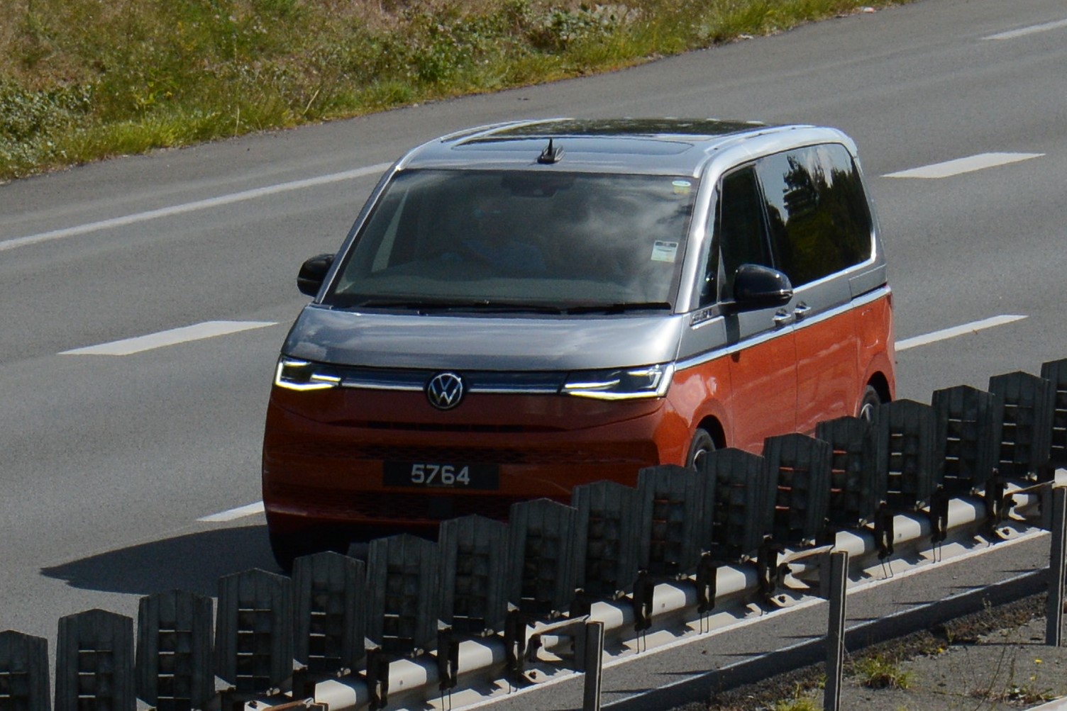 5764, Volkswagen Multivan T7 (ST), 2021–