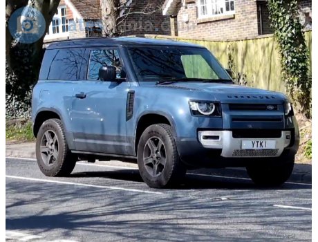 YTK 1, Land Rover Defender