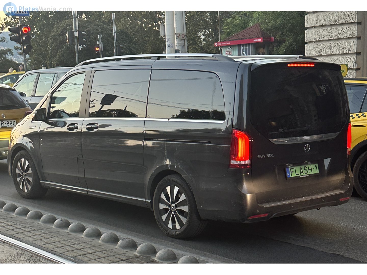 FLASH-1, Mercedes-Benz EQV 1st gen (W447), 2020–