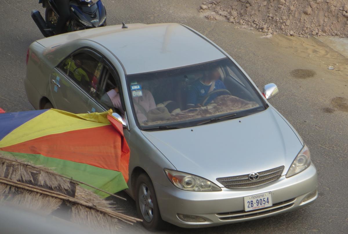 2B-9054, Toyota Camry 5th gen (XV30), 2001–2006