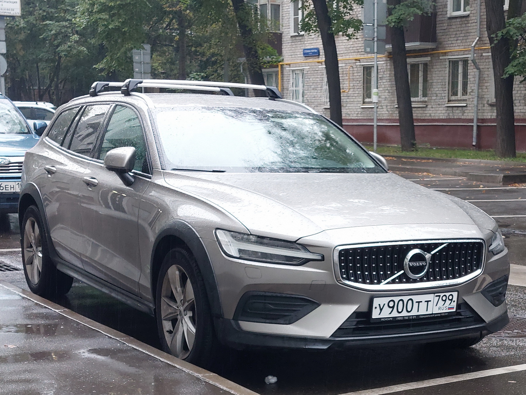 у 900 тт 799, Volvo V60 2nd gen Cross Country (225/257), 2018–