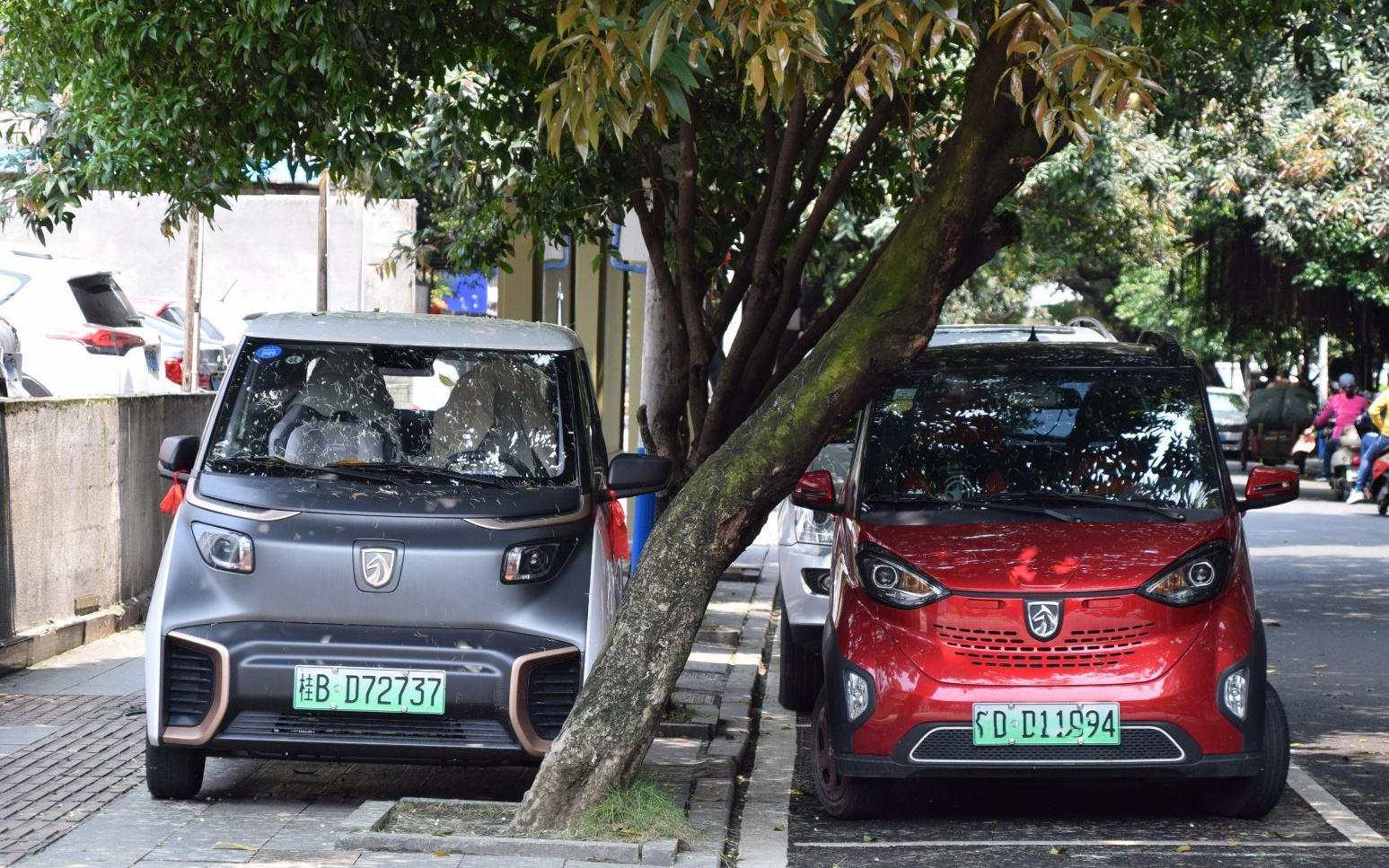 桂B·D72737, Baojun E200 1st gen, 2018–