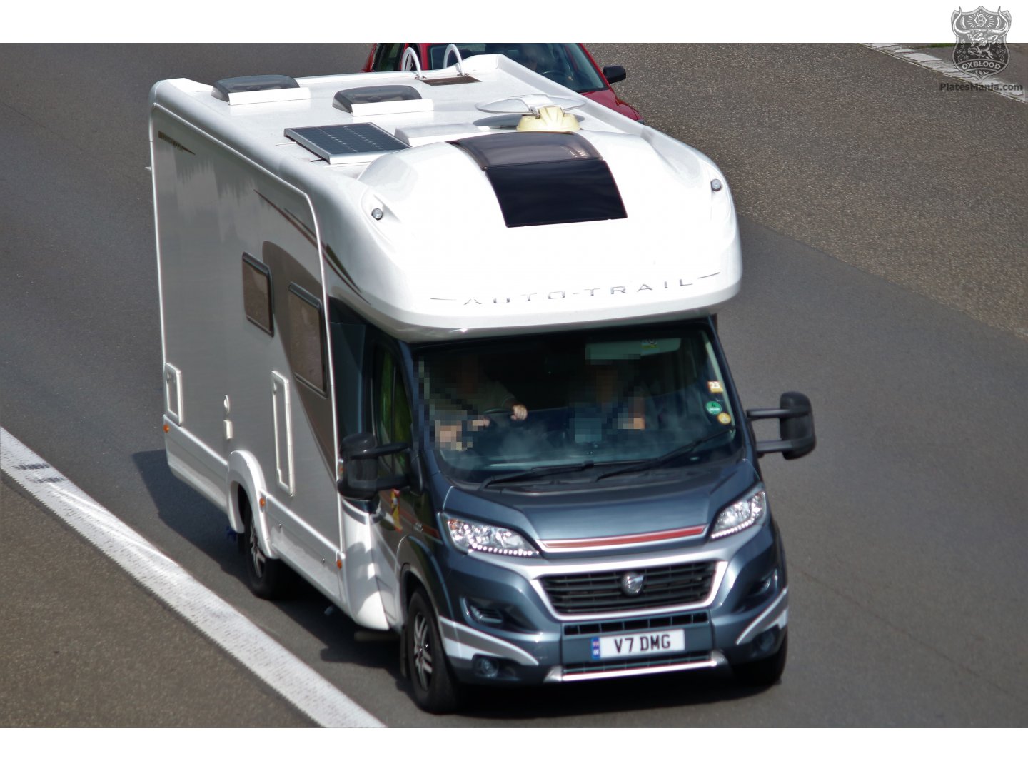 V7DMG, Autotrail Frontier 