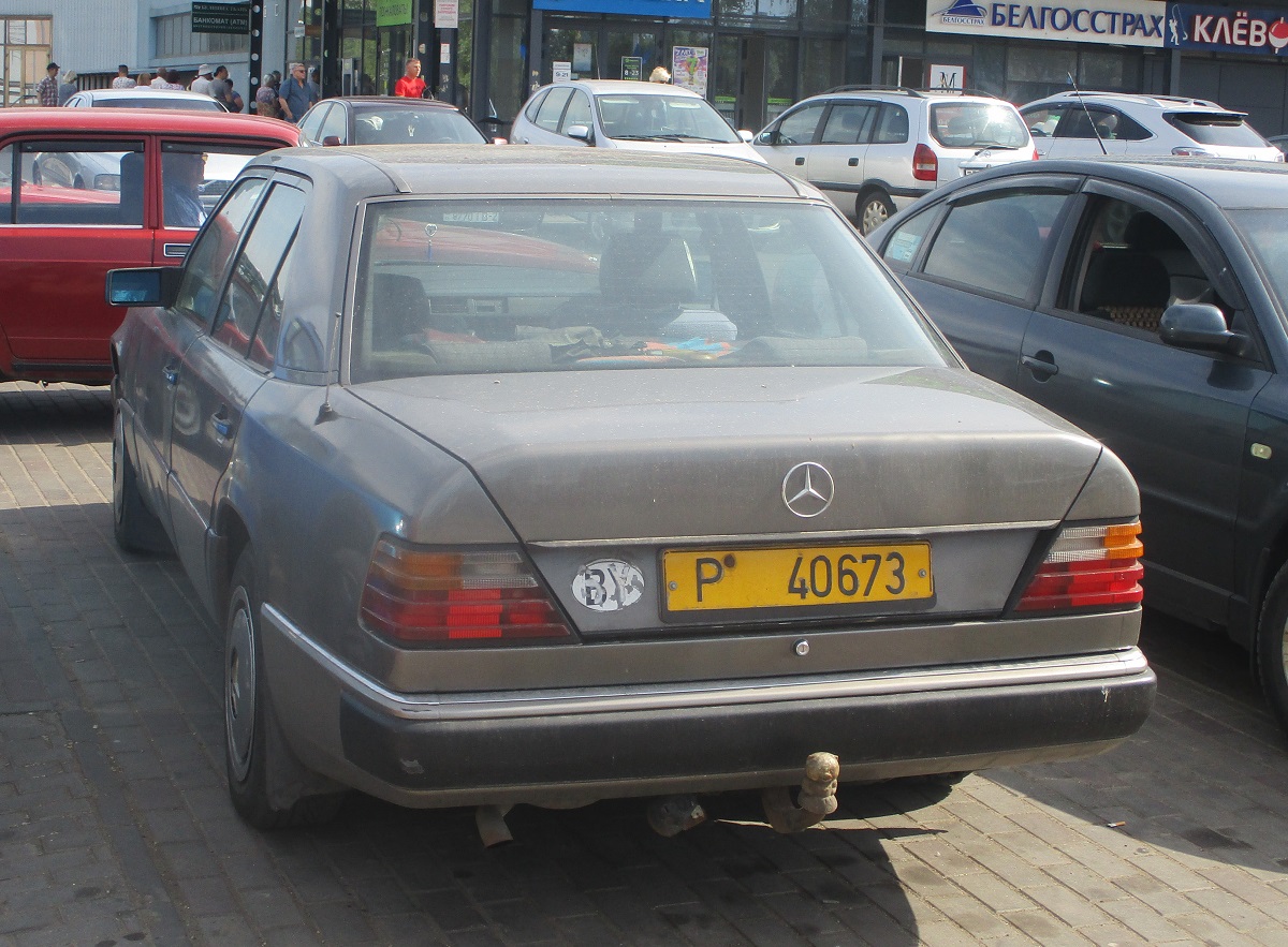 P 40673, Mercedes-Benz E-Klasse 1st gen Sedan (W124), 1984­–1995