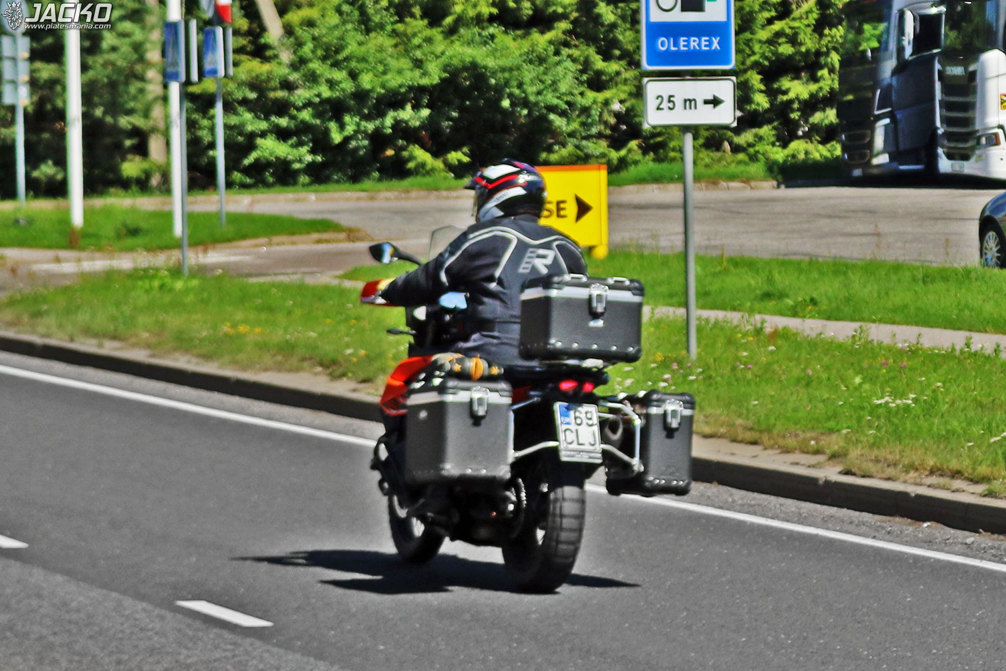 69CLJ, KTM Adventure 