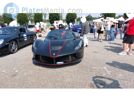 FK 000 NW, Ferrari LaFerrari