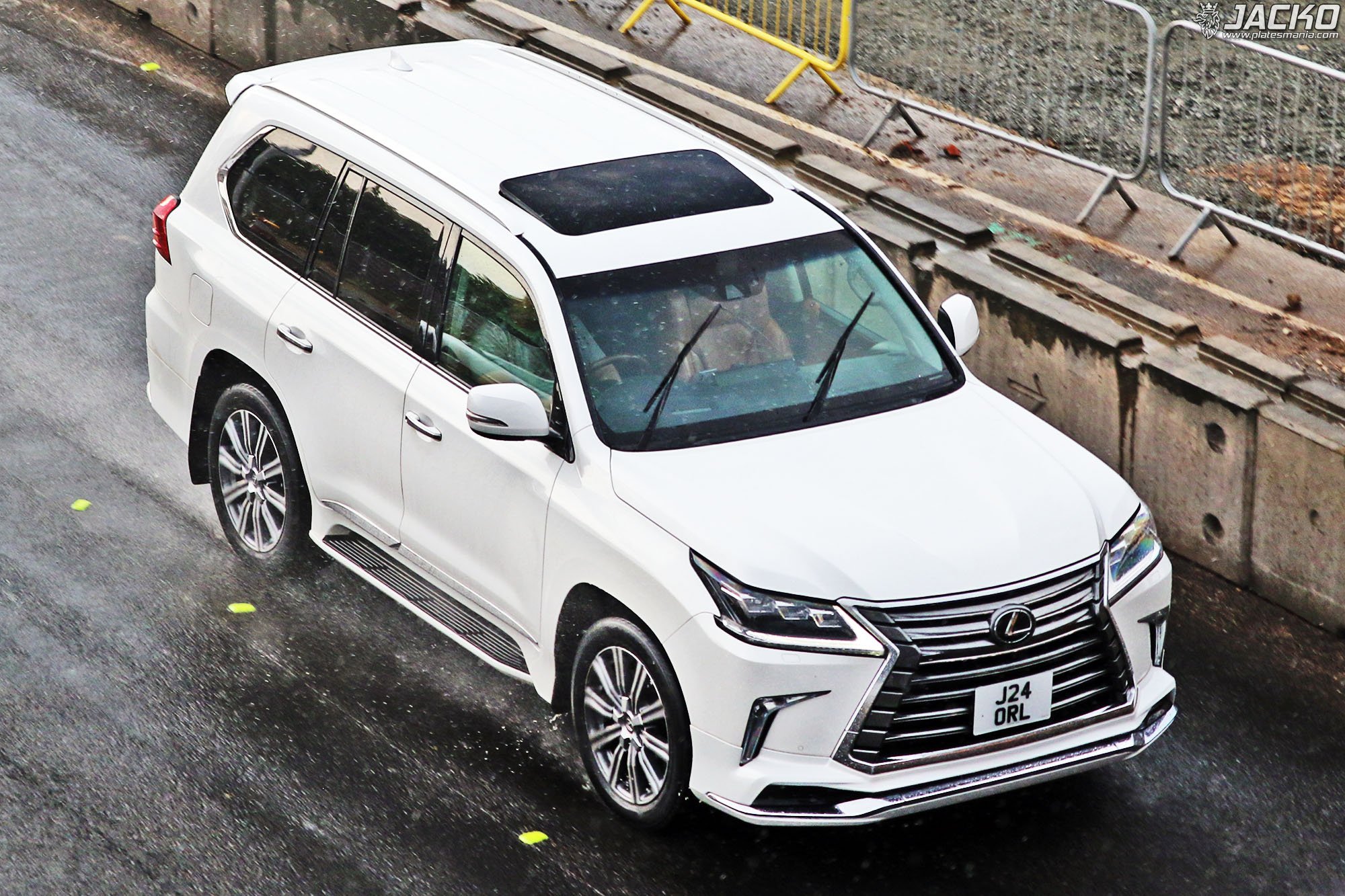 J24ORL, Lexus LX 3rd gen (J200), 2nd facelift, 2015–2021