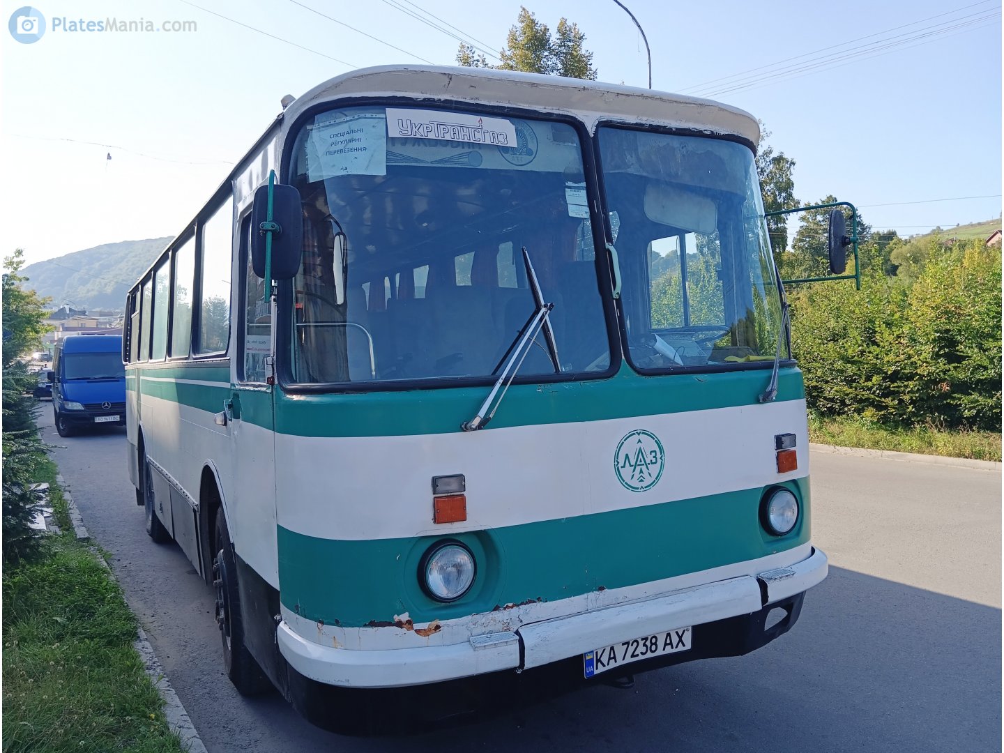 KA 7238 AX, LAZ 697 697Н, 1975–1978