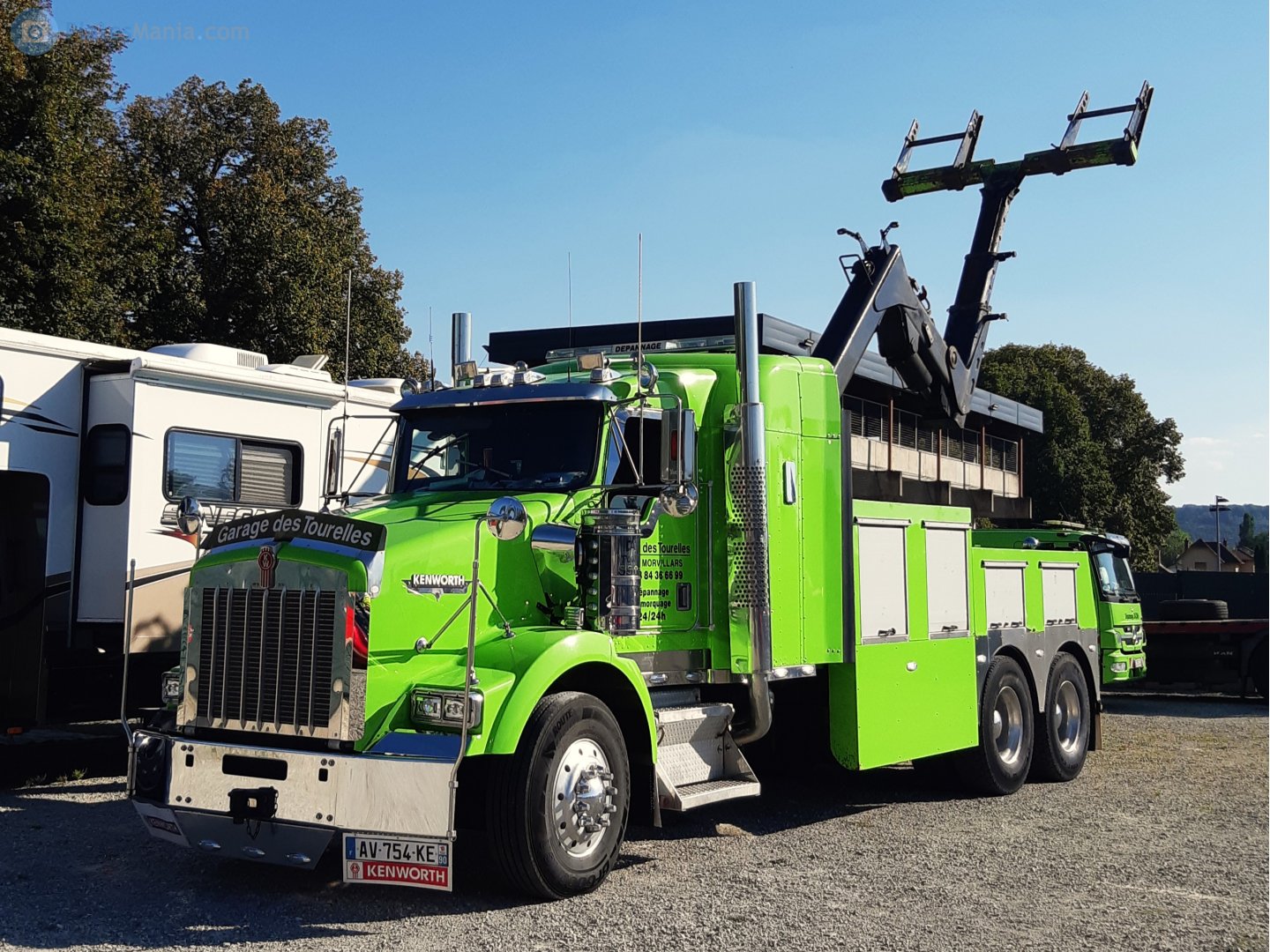 AV-754-KE, Kenworth T800 