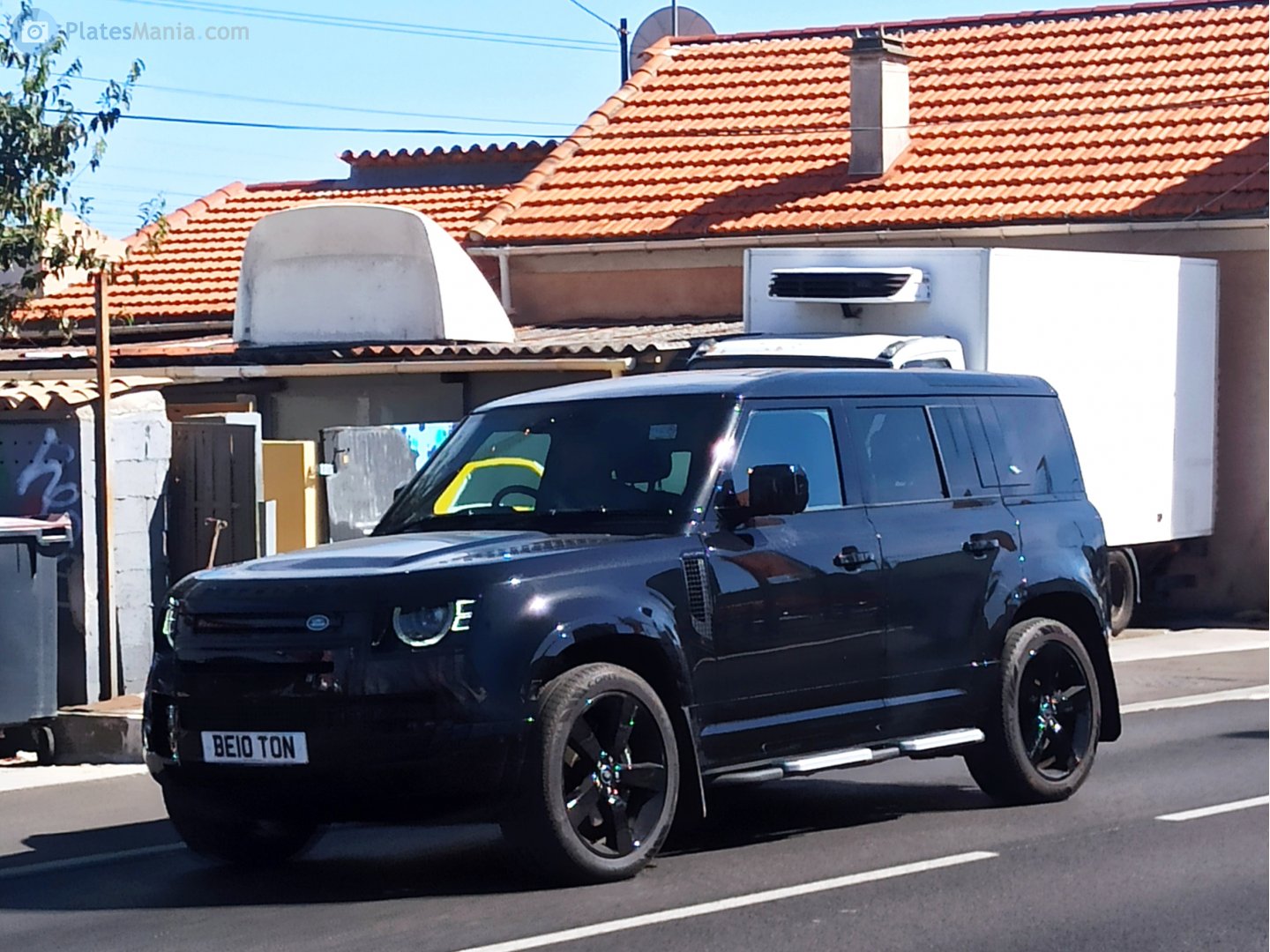 BE10TON, Land Rover Defender 2nd gen 110